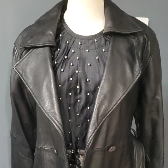 Coldbrook Classic Black Leather Belted Jacket - Picture 8 of 11